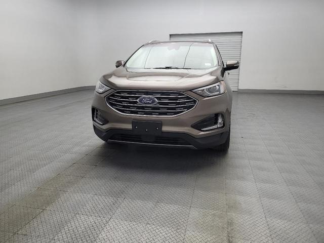 Photo of 2019 Gray Ford Edge