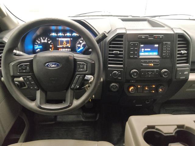 Photo of 2017 Oxford White Ford F-150