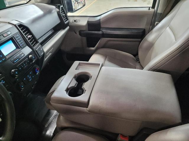 Photo of 2017 Oxford White Ford F-150