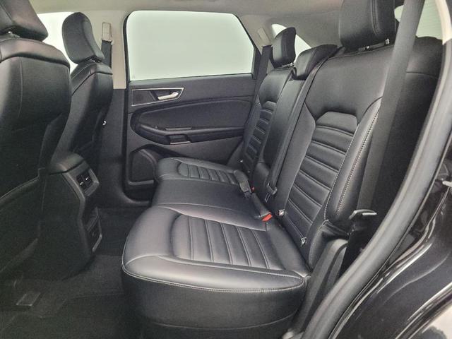 Photo of 2023 Agate Black Metallic Ford Edge