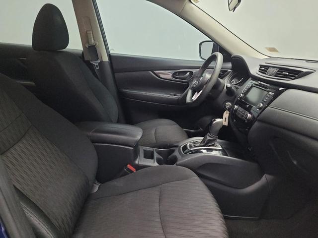 Photo of 2020 Caspian Blue Metallic Nissan Rogue