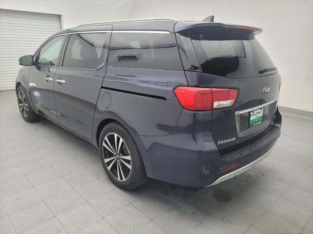 Photo of 2015 Deep Formal Blue Kia Sedona