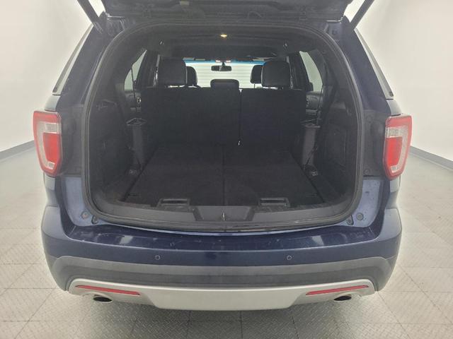 Photo of 2016 Blue Jeans Metallic Ford Explorer