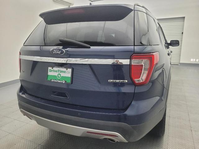 Photo of 2016 Blue Jeans Metallic Ford Explorer