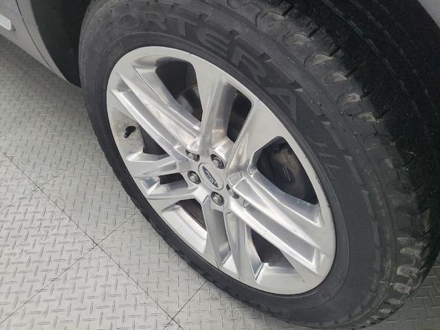 Photo of 2016 Blue Jeans Metallic Ford Explorer