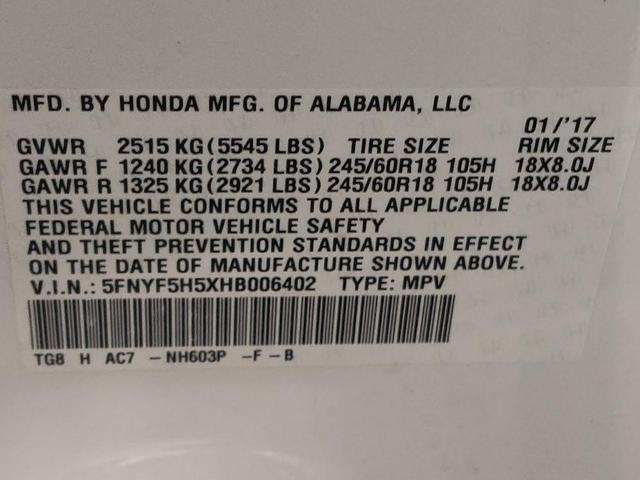 Photo of 2017 White Diamond Pearl Honda Pilot