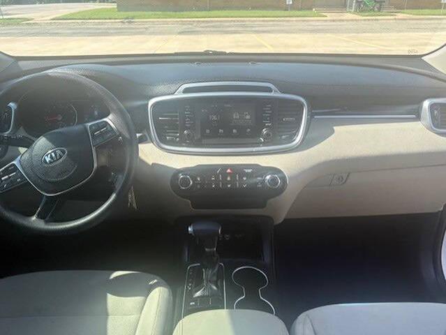 Photo of 2020 Snow White Pearl Kia Sorento