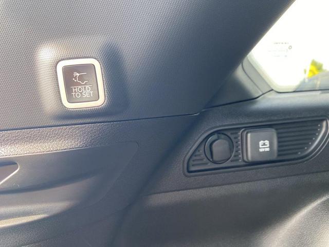 Photo of 2025 Diamond Black Jeep Grand Cherokee