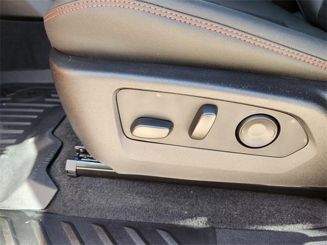 Photo of 2026 Sunrise Orange Chevrolet Colorado