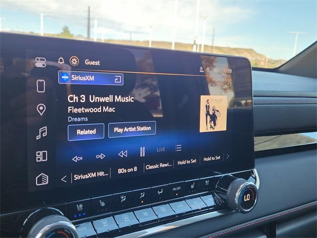 Photo of 2026 Sunrise Orange Chevrolet Colorado