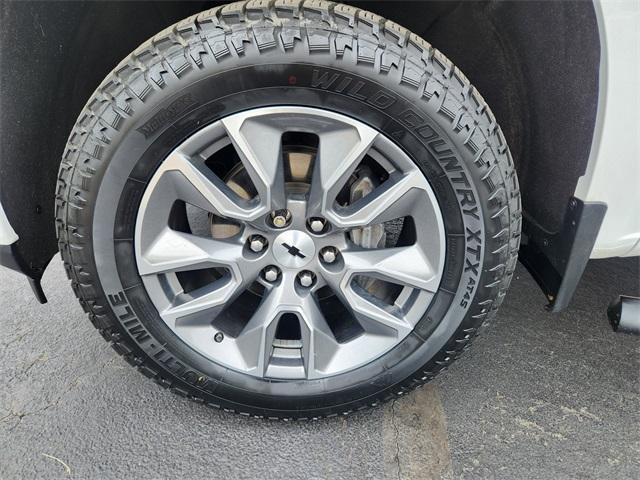 Photo of 2021 Summit White Chevrolet Silverado 1500