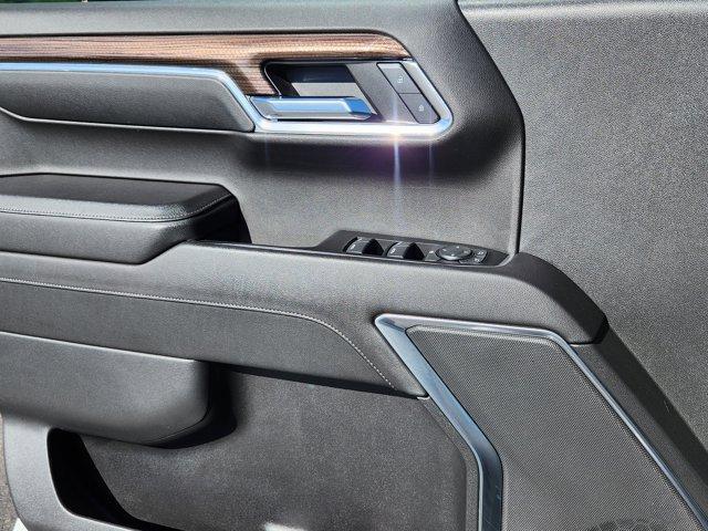 Photo of 2023 Summit White Chevrolet Silverado 1500