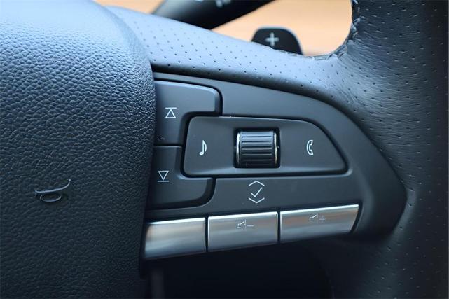 Photo of 2025 Stellar Black Metallic Cadillac XT4