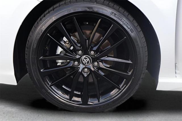 Photo of 2024 Wind Chill Pearl Toyota Camry