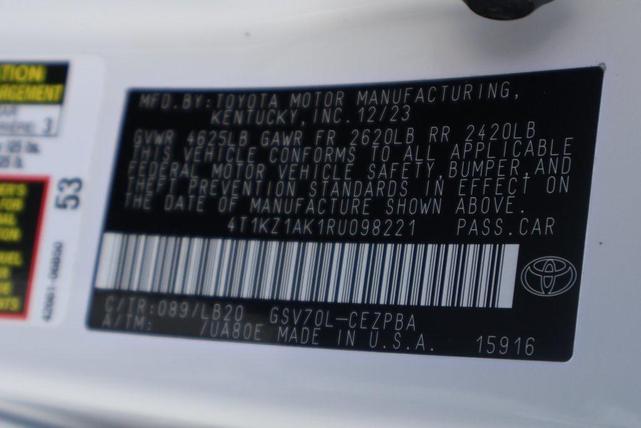 Photo of 2024 Wind Chill Pearl Toyota Camry