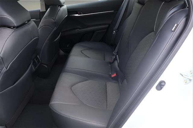 Photo of 2024 Wind Chill Pearl Toyota Camry
