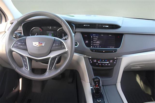 Photo of 2020 Satin Steel Metallic Cadillac XT5