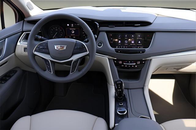 Photo of 2025 Radiant Red Tintcoat Cadillac XT5