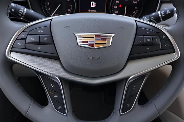Photo of 2025 Radiant Red Tintcoat Cadillac XT5