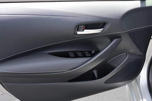 Photo of 2022 Classic Silver Metallic Toyota Corolla