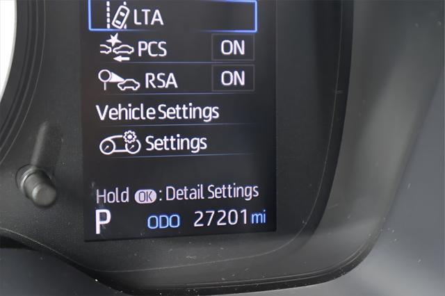 Photo of 2022 Classic Silver Metallic Toyota Corolla