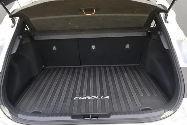 Photo of 2022 Classic Silver Metallic Toyota Corolla