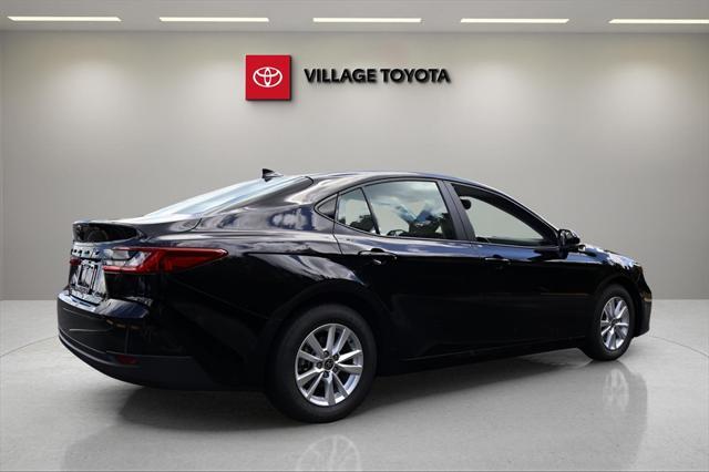 Photo of 2025 Midnight Black Toyota Camry