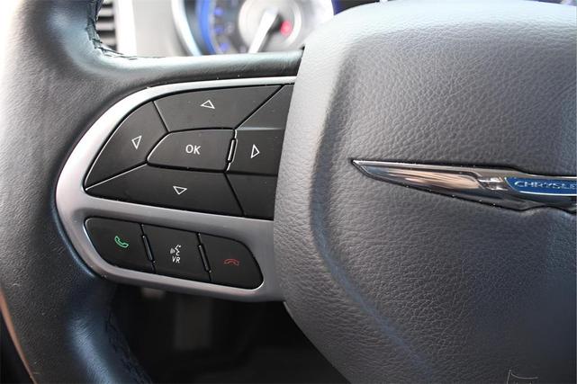 Photo of 2019 Silver Mist Clearcoat Chrysler 300
