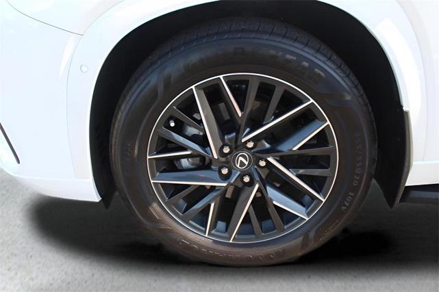 Photo of 2025 White Lexus TX 350