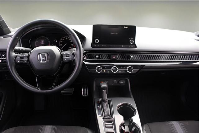 Photo of 2022 Gray Pearl Honda Civic