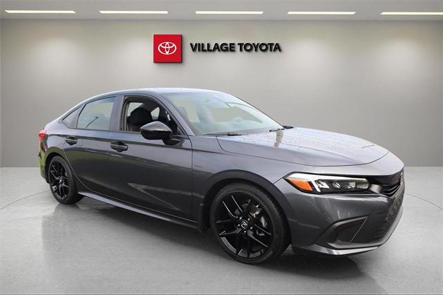 Photo of 2022 Gray Pearl Honda Civic