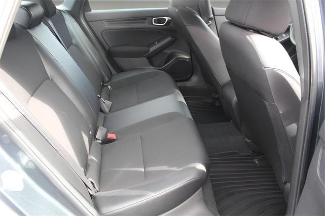 Photo of 2022 Gray Pearl Honda Civic
