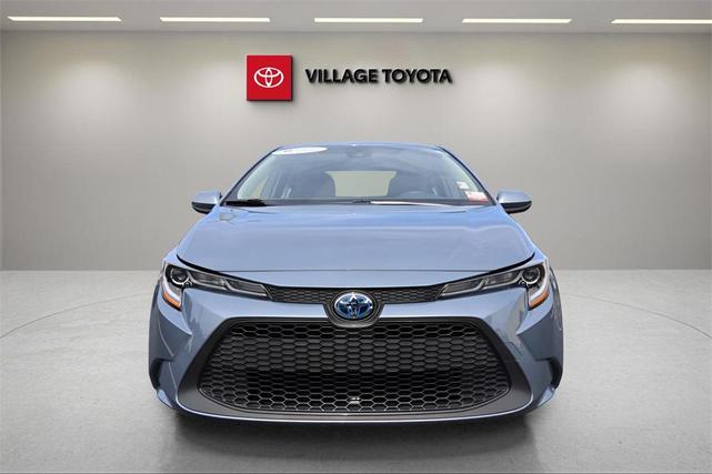 Photo of 2022 Celestite Toyota Corolla Hybrid