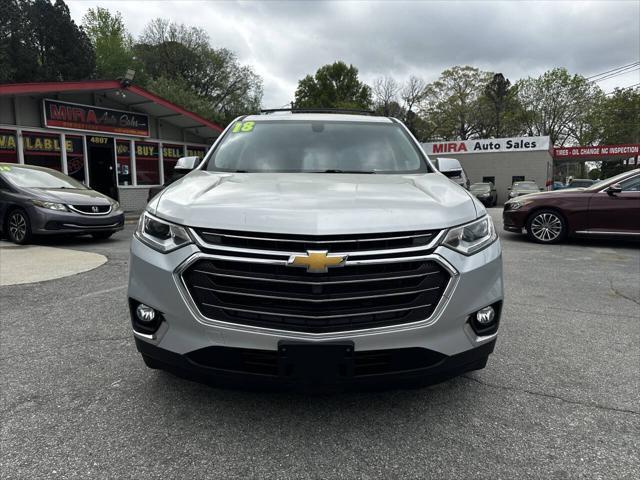 Photo of 2018 Silver Ice Metallic Chevrolet Traverse