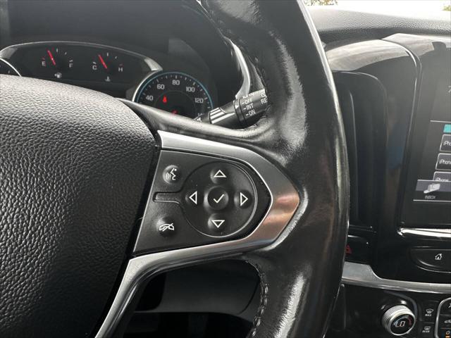 Photo of 2018 Silver Ice Metallic Chevrolet Traverse