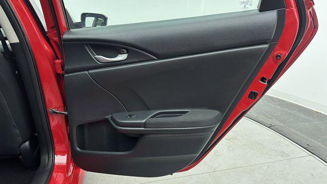 Photo of 2016 Red Honda Civic