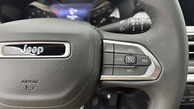 Photo of 2024 Gray Jeep Compass