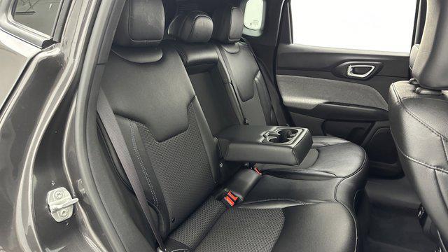 Photo of 2024 Gray Jeep Compass