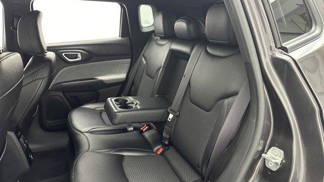 Photo of 2024 Gray Jeep Compass