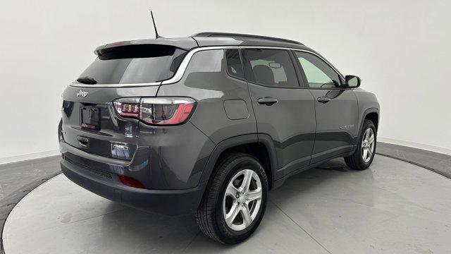 Photo of 2024 Gray Jeep Compass