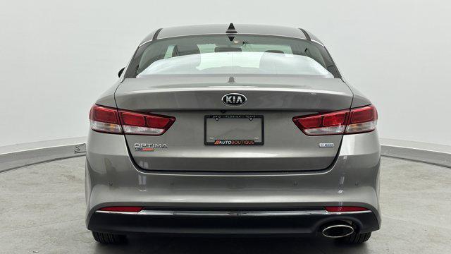 Photo of 2018 Titanium Silver Kia Optima