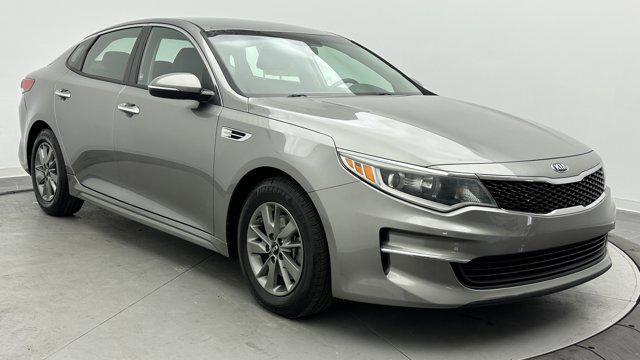 Photo of 2018 Titanium Silver Kia Optima
