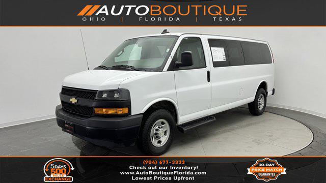 2022 Chevrolet Express 3500