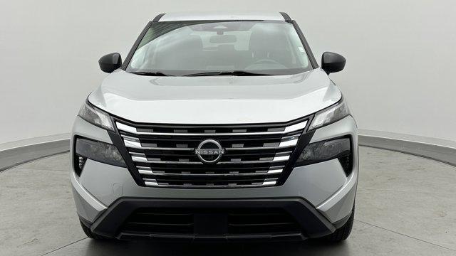 Photo of 2024 Brilliant Silver Metallic Nissan Rogue