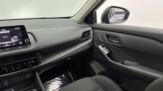 Photo of 2024 Brilliant Silver Metallic Nissan Rogue