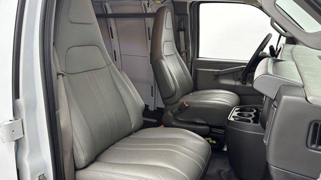 Photo of 2024 Summit White GMC Savana 2500