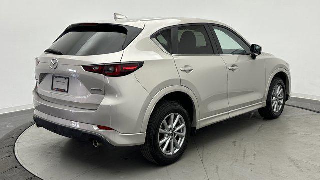 Photo of 2024 Platinum Quartz Metallic Mazda CX-5