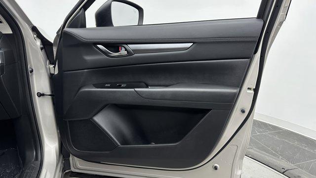Photo of 2024 Platinum Quartz Metallic Mazda CX-5