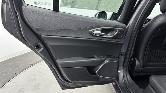 Photo of 2022 Vesuvio Gray Metallic Alfa Romeo Giulia