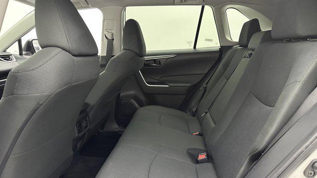 Photo of 2024 Ice Cap Toyota RAV4